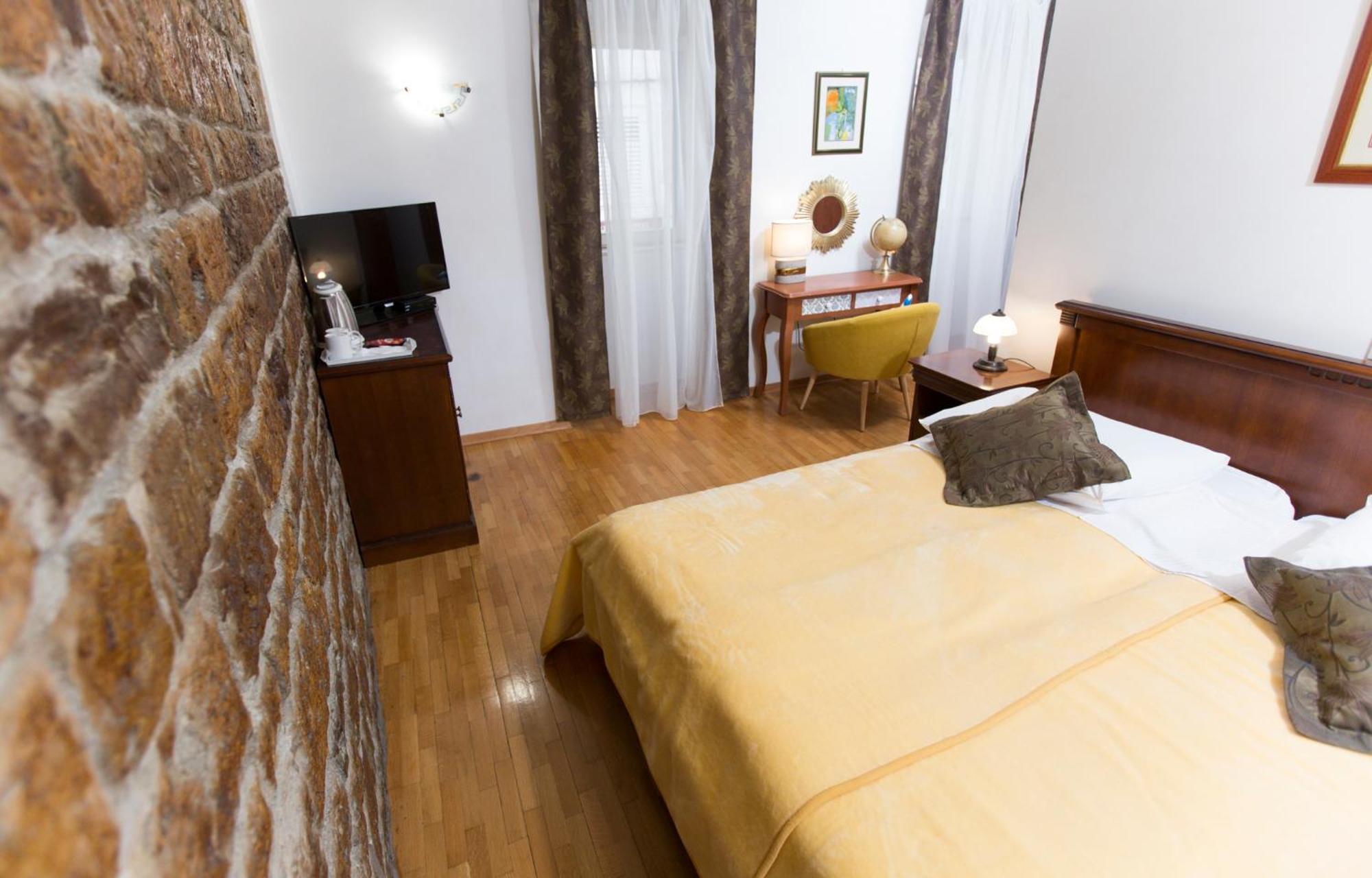 Rooms Base Split Luaran gambar